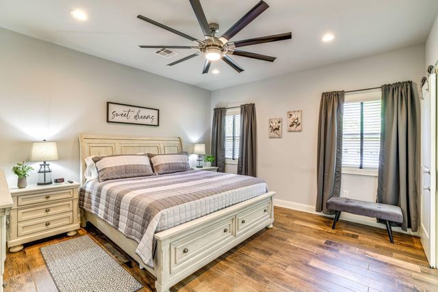 1 Circle Drive, Monkey Island, OK 74331