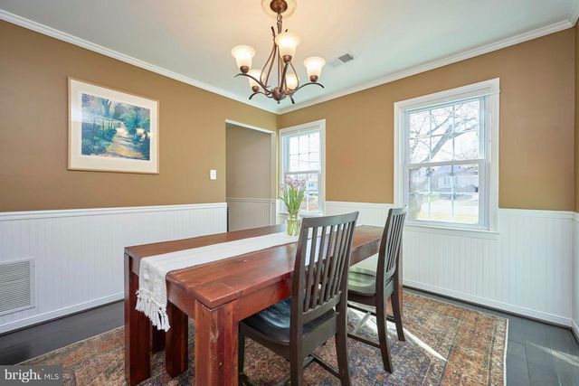 12827 FANTASIA DR, Herndon, VA 20170