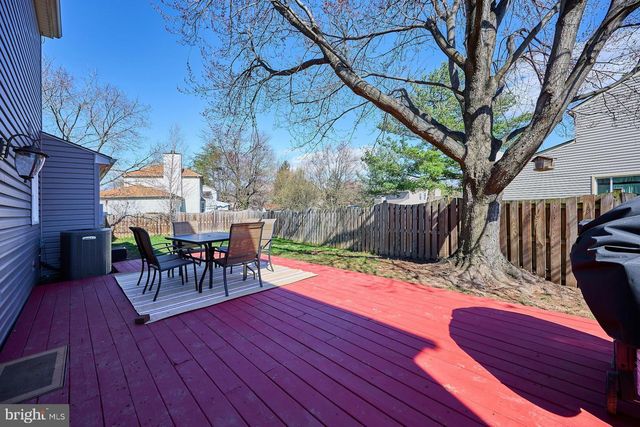 12827 FANTASIA DR, Herndon, VA 20170