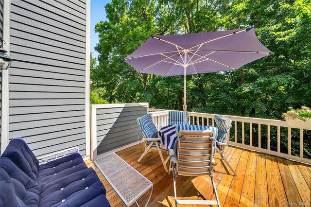 116 Valleyview Road, Irvington, NY 10533