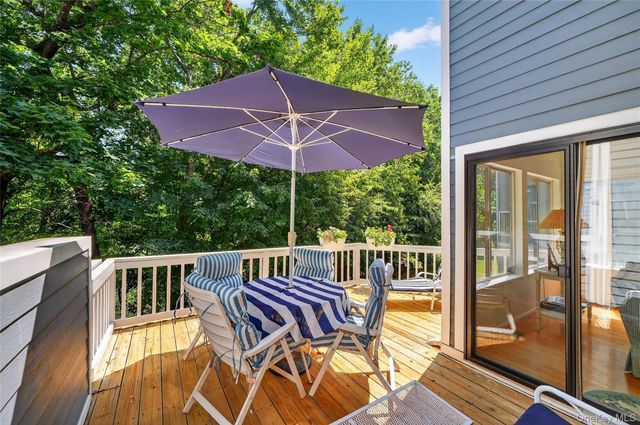 116 Valleyview Road, Irvington, NY 10533