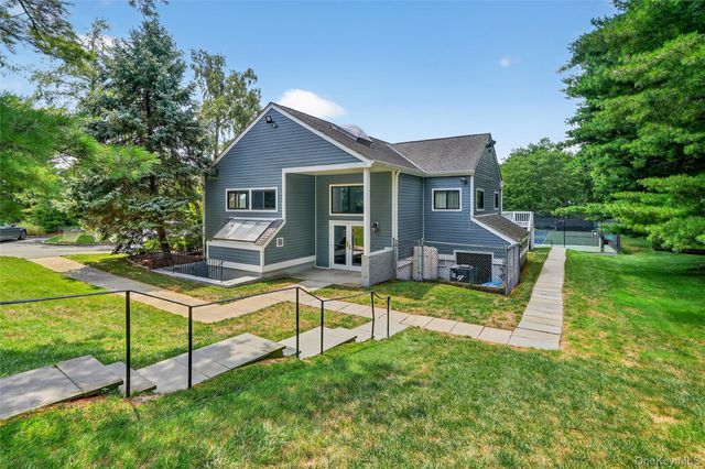116 Valleyview Road, Irvington, NY 10533