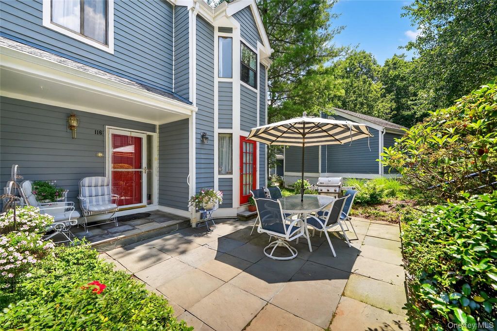 116 Valleyview Road, Irvington, NY 10533