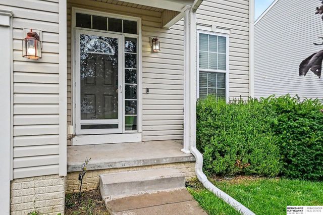 7714 N 107th Avenue, Omaha, NE 68122