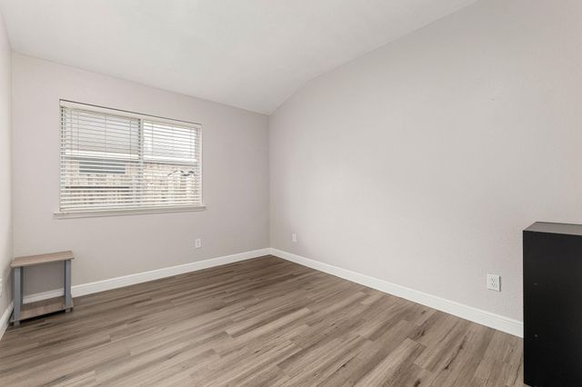 9431 Water Edge Point Lane, Humble, TX 77396