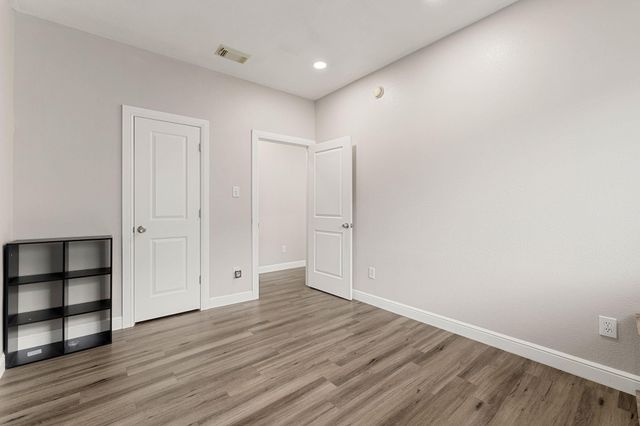 9431 Water Edge Point Lane, Humble, TX 77396