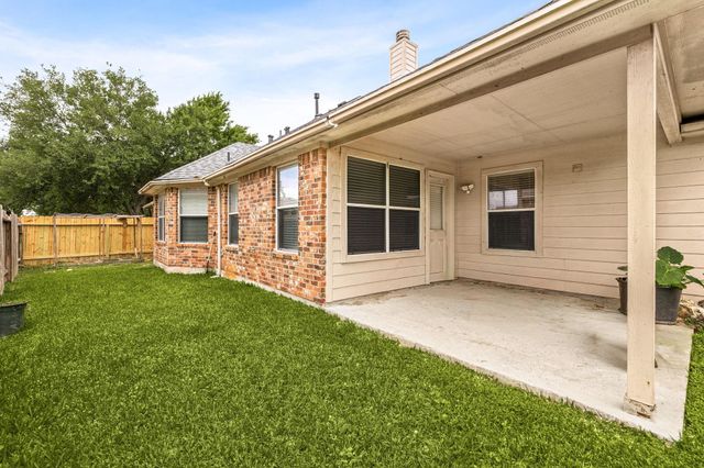 9431 Water Edge Point Lane, Humble, TX 77396