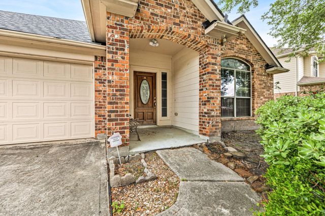 9431 Water Edge Point Lane, Humble, TX 77396