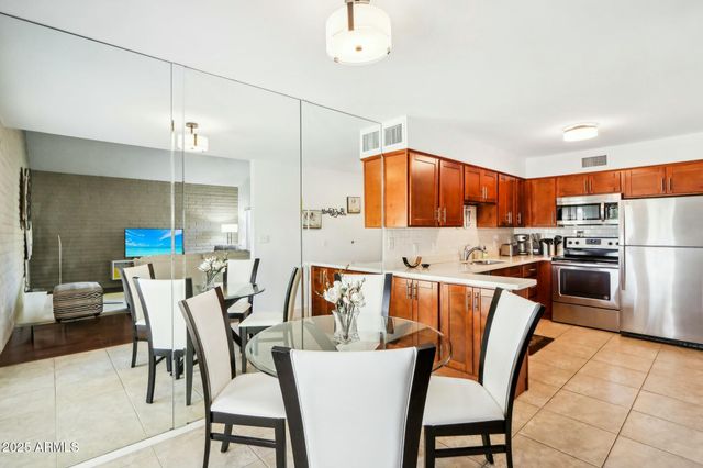 4800 N 68TH Street 384, Scottsdale, AZ 85251