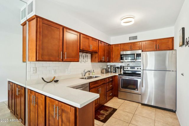 4800 N 68TH Street 384, Scottsdale, AZ 85251