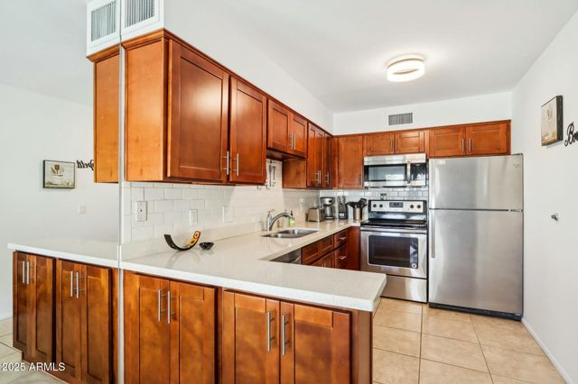 4800 N 68TH Street 384, Scottsdale, AZ 85251