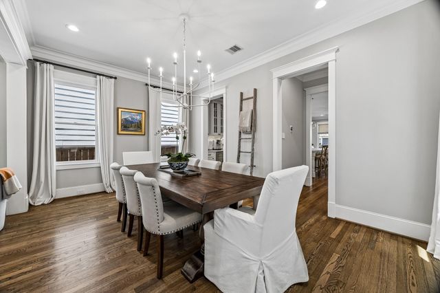 718 Ashland Street, Houston, TX 77007