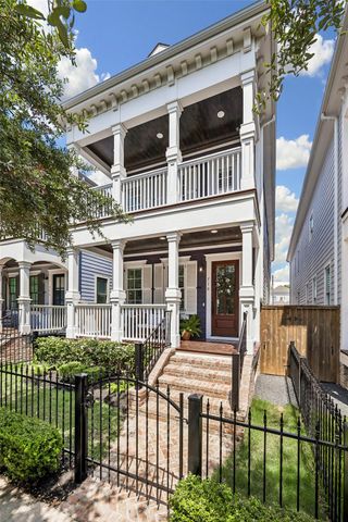 718 Ashland Street, Houston, TX 77007