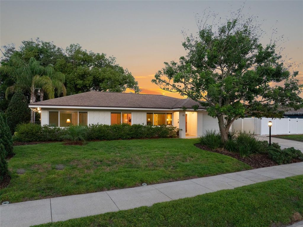 27 COLUMBINE TRAIL, Debary, FL 32713