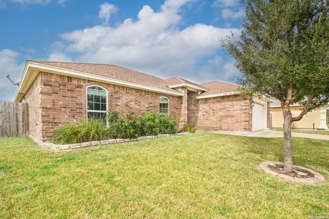 3825 KANGAROO CT, Corpus Christi, TX 78414