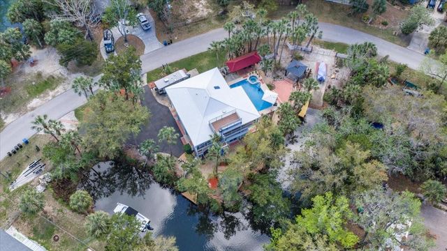 6093 AVENUE OF THE PALMS, Weeki Wachee, FL 34607