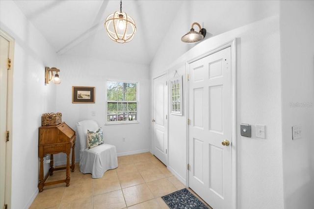 6093 AVENUE OF THE PALMS, Weeki Wachee, FL 34607