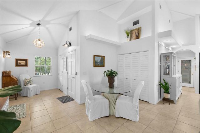 6093 AVENUE OF THE PALMS, Weeki Wachee, FL 34607