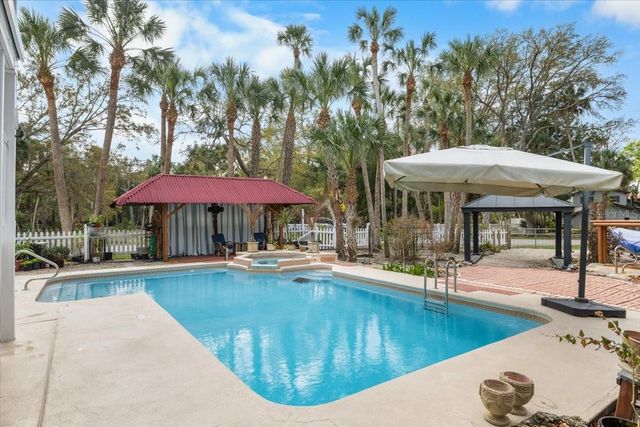 6093 AVENUE OF THE PALMS, Weeki Wachee, FL 34607