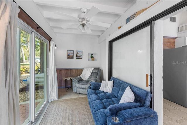 6093 AVENUE OF THE PALMS, Weeki Wachee, FL 34607