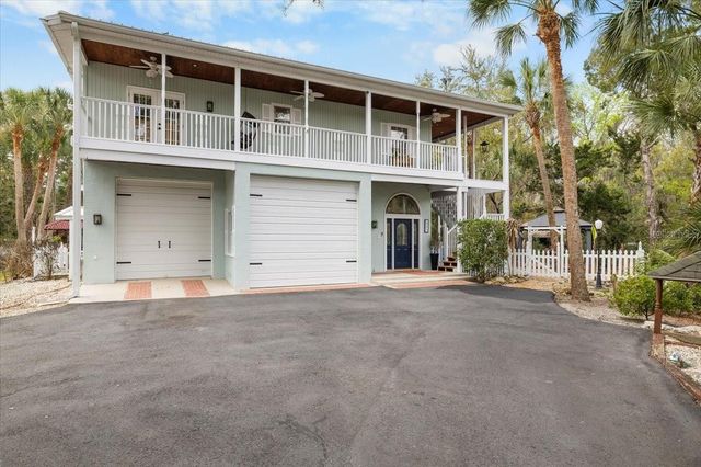 6093 AVENUE OF THE PALMS, Weeki Wachee, FL 34607