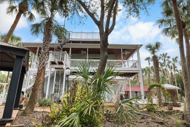 6093 AVENUE OF THE PALMS, Weeki Wachee, FL 34607