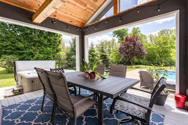 6343 Cook Road, Powell, OH 43065