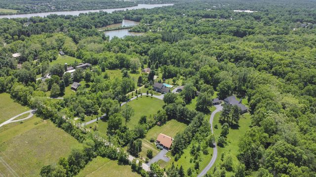 6343 Cook Road, Powell, OH 43065