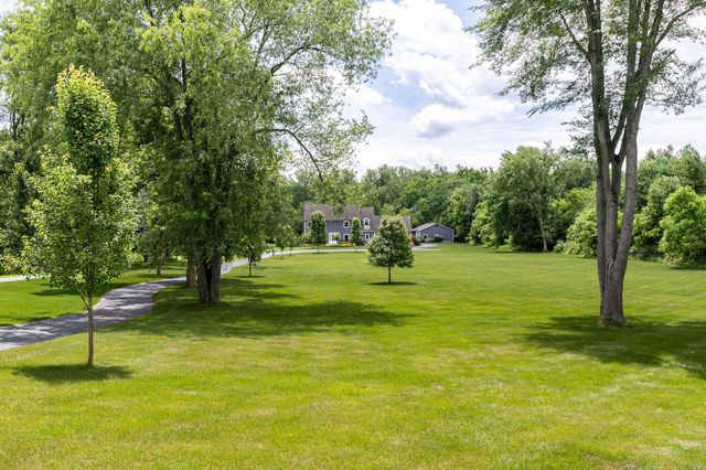 6343 Cook Road, Powell, OH 43065