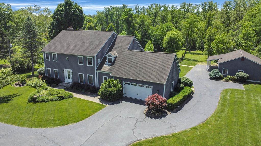 6343 Cook Road, Powell, OH 43065