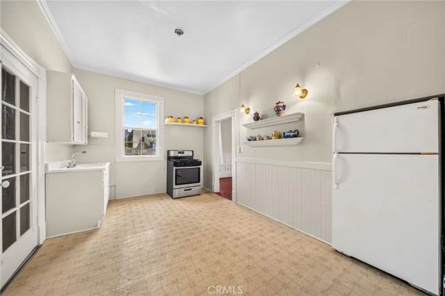 1339 S Union, Los Angeles, CA 90015
