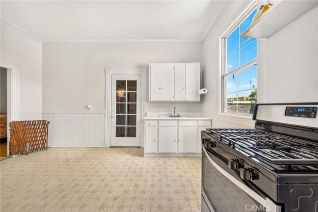 1339 S Union, Los Angeles, CA 90015