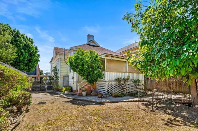 1339 S Union, Los Angeles, CA 90015