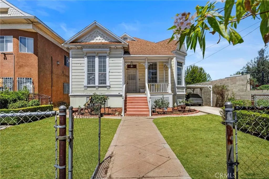 1339 S Union, Los Angeles, CA 90015