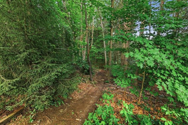 69 Carriage Hill Road, Brattleboro, VT 05301