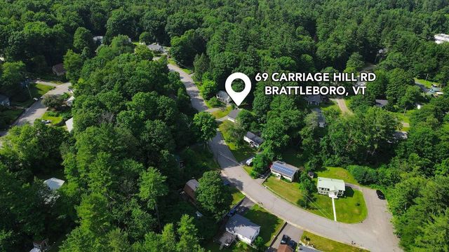 69 Carriage Hill Road, Brattleboro, VT 05301