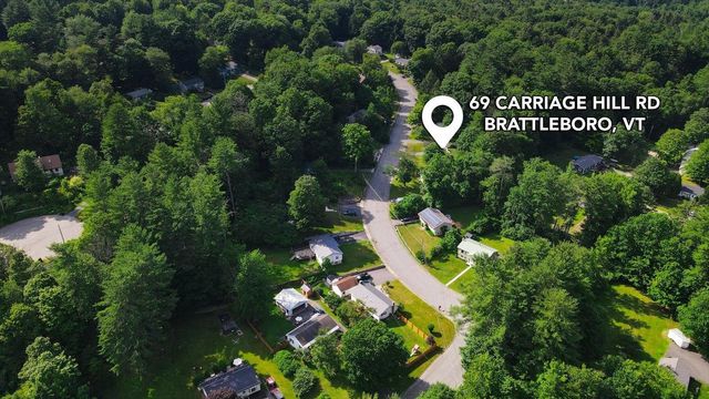 69 Carriage Hill Road, Brattleboro, VT 05301