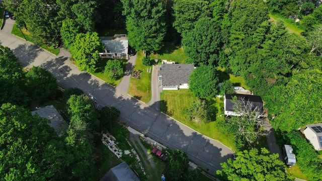 69 Carriage Hill Road, Brattleboro, VT 05301