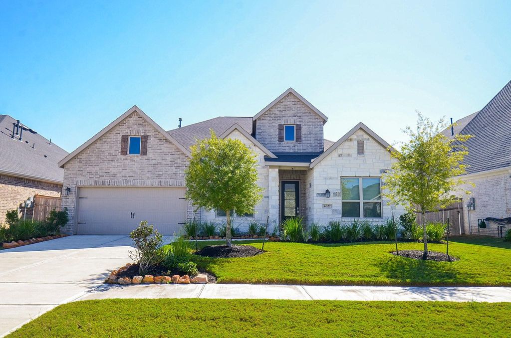4827 Avon Ridge Way, Fulshear, TX 77441