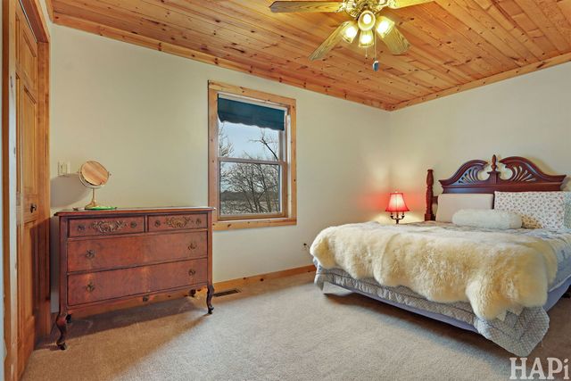 707 Quinn Road, Mchenry, IL 60051