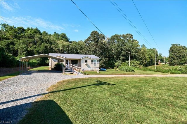 7906 Nc Highway 42, Ramseur, NC 27316