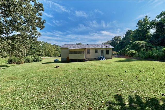 7906 Nc Highway 42, Ramseur, NC 27316