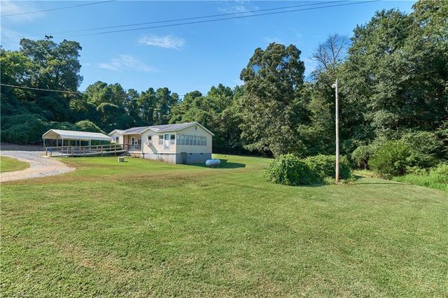 7906 Nc Highway 42, Ramseur, NC 27316
