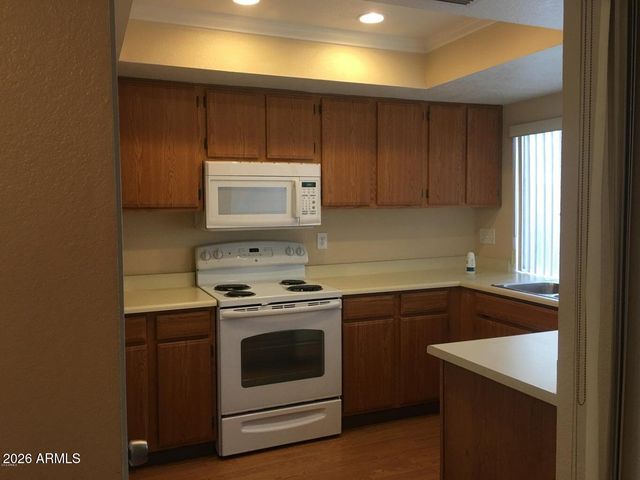 10101 N 91st Avenue 76, Peoria, AZ 85345