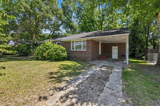 2755 Louise Drive, North Charleston, SC 29405
