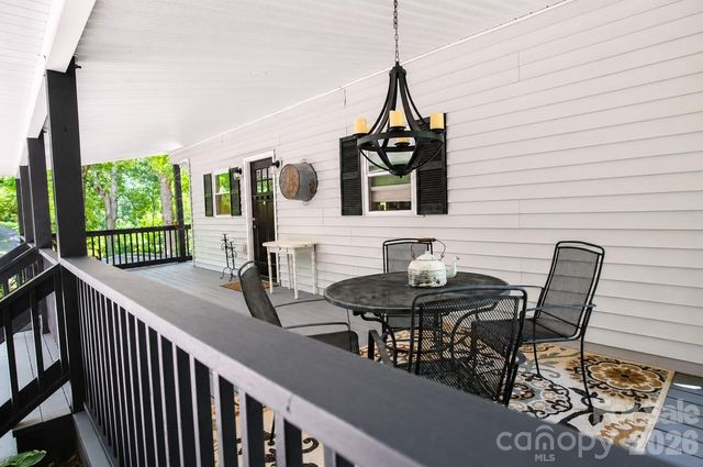 47 Caribou Lane, Burnsville, NC 28714