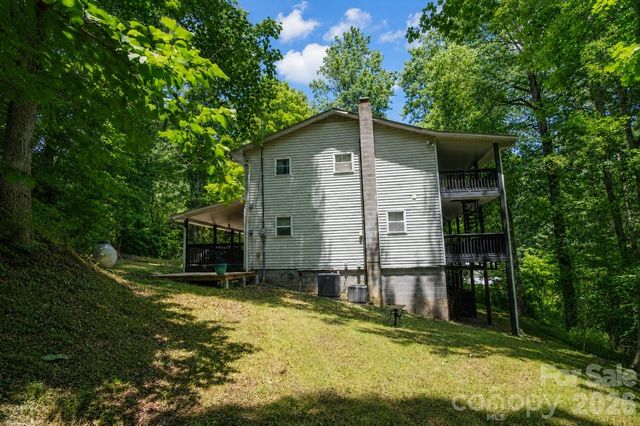 47 Caribou Lane, Burnsville, NC 28714