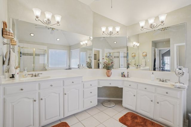 1825 Sandalwood Lane, Grapevine, TX 76051