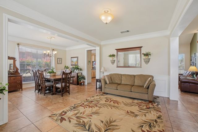 1825 Sandalwood Lane, Grapevine, TX 76051