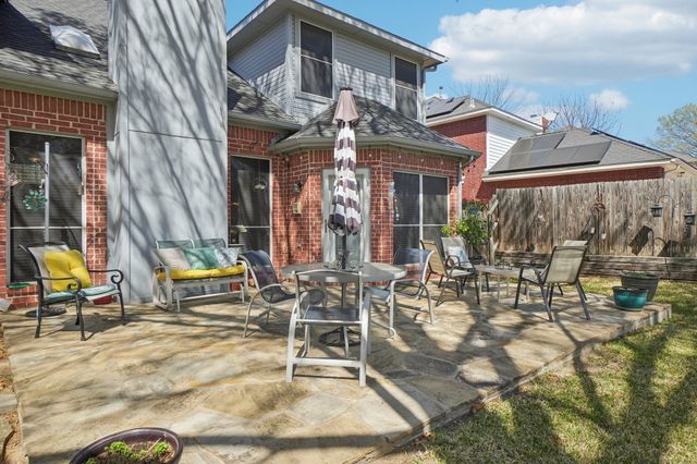 1825 Sandalwood Lane, Grapevine, TX 76051